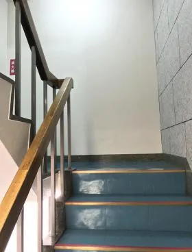 宝栄内神田ビルの外観
