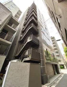 トーハンビルの外観