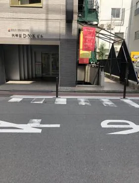 安輝ビルの外観
