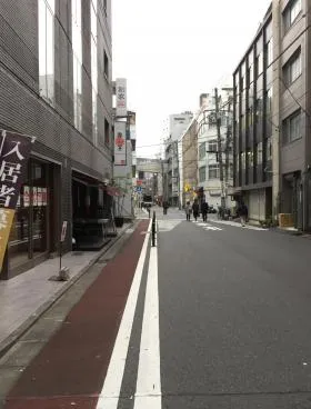 司ビル別館の外観