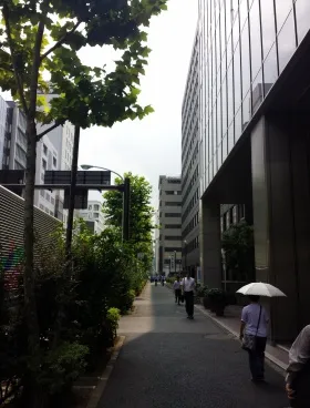 東大手ビルの外観
