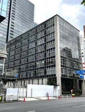 東大手ビルの外観