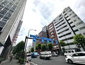 東大手ビルの外観