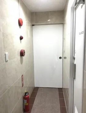 南特許ビルの外観
