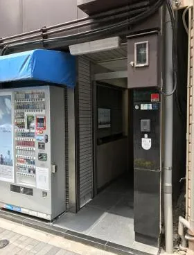 幸伸ビルの外観