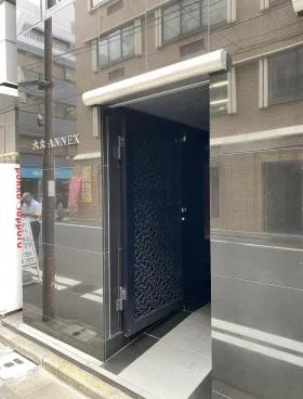 大丸アネックスビルの外観