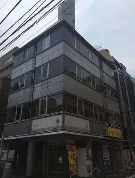 コハラビル本館の外観