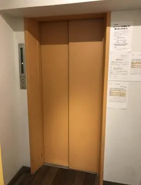 和光ビルの外観