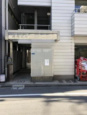高田ビルの外観