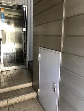 高田ビルの外観