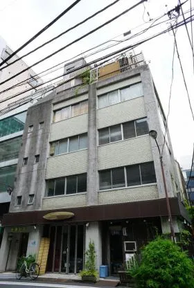 佐藤ビルの外観
