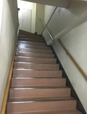 岡安ビルの外観