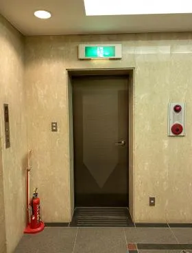 新京橋ビルの外観