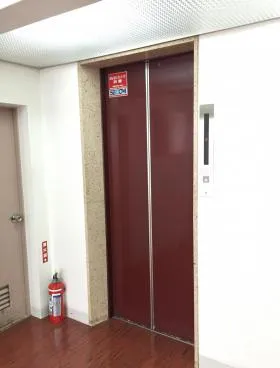 協同ビルの外観