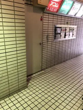 山田ビルの外観