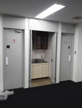 あいおい都信ビルの外観