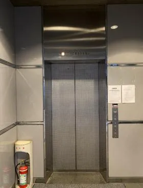 岩崎ビルの外観