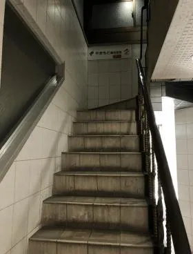 松根屋ビルの外観