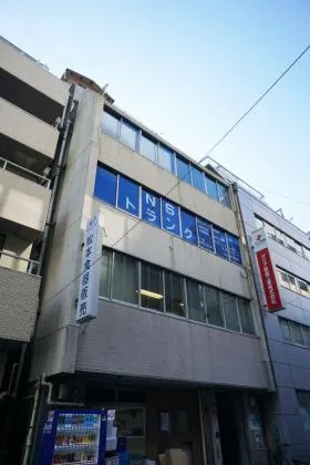 成瀬ビルの外観