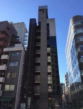 エムズ325ビルの外観