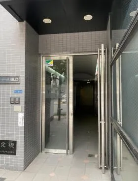 TFAビルの外観