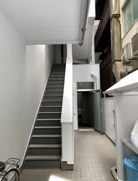 TFAビルの外観