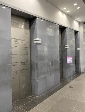 新宿マインズタワーの外観