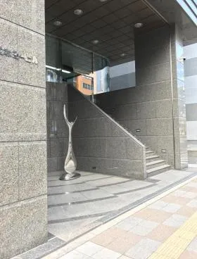ニキヨービルの外観