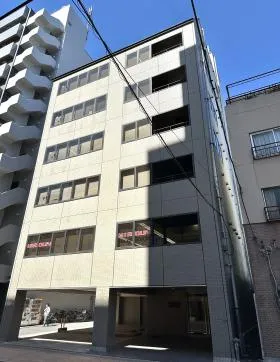 蔵前イシイビルの外観