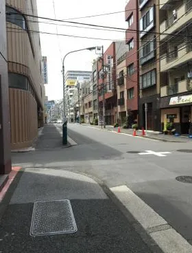 台東NSビルの外観
