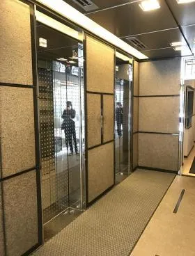 福利久ビルの外観
