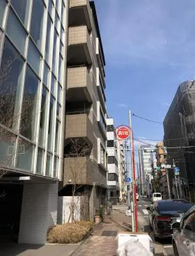 金子ビルの外観