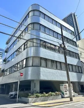 東京ミシン会館ビルの外観