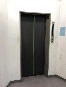 瀬戸ビルの外観