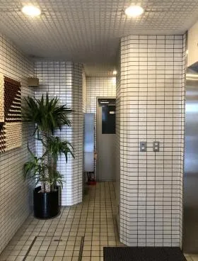 フジ御徒町ビルの外観
