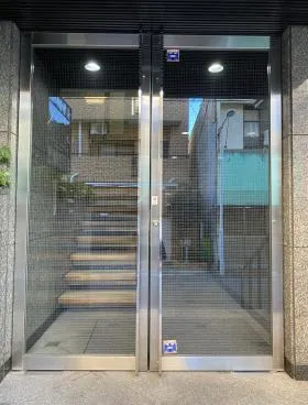 加瀬ビルの外観