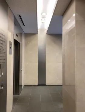 Logran御徒町ビルの外観