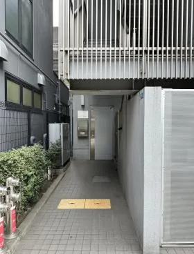 Logran御徒町ビルの外観