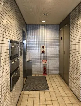 津田ビルの外観