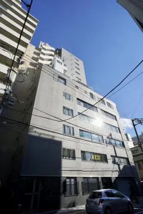 松下ビルの外観