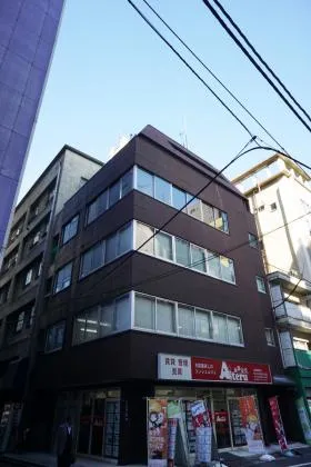 岩瀬ビルの外観
