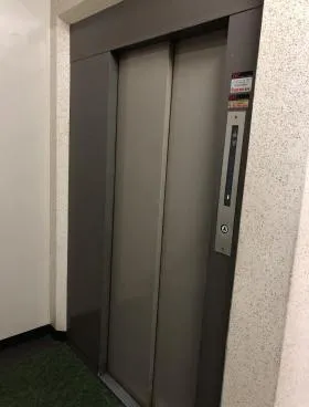 岩瀬ビルの外観