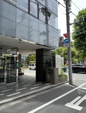 シモジンパークビルの外観