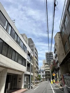 シモジンパークビルの外観