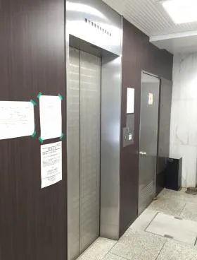 茅場町長岡ビルの外観