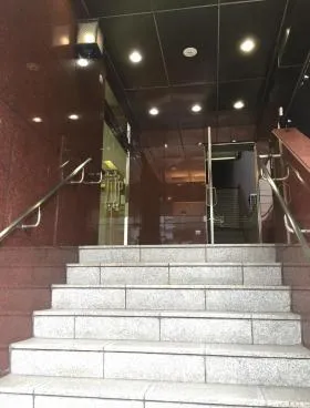 トーエイ八丁堀(旧:京橋第六長岡)ビルの外観