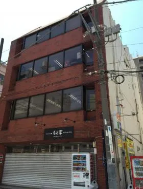 Ueno aビルの外観