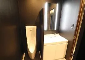 八重洲桜川ビルの外観