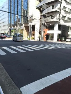 サンフィールドビルの外観