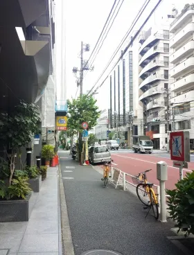 東上野センタービルの外観